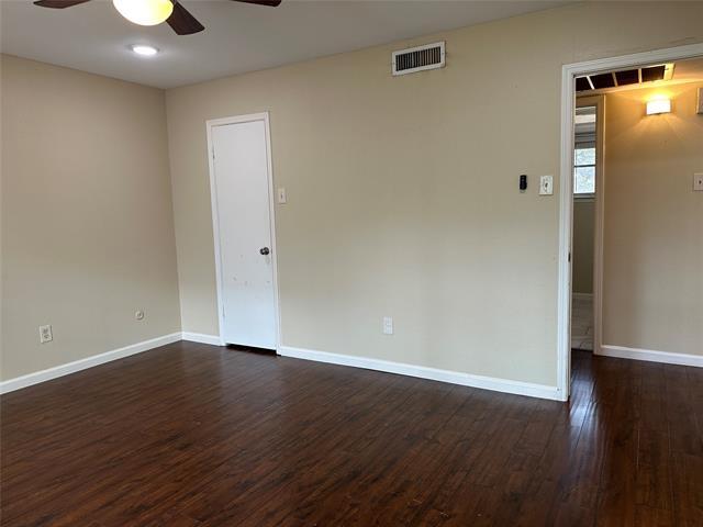 Building Photo - 10580 High Hollows Dr