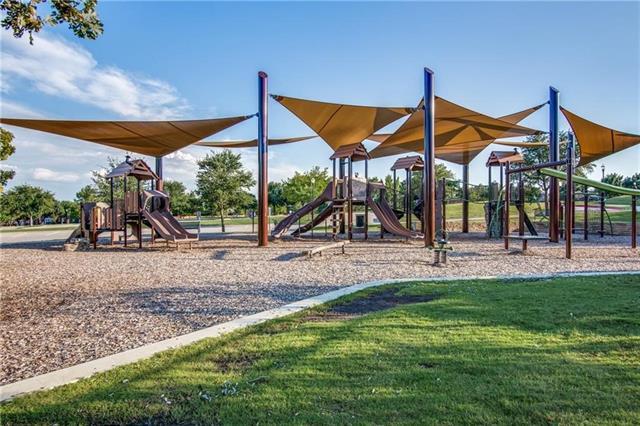 Building Photo - 4904 Cliburn Dr