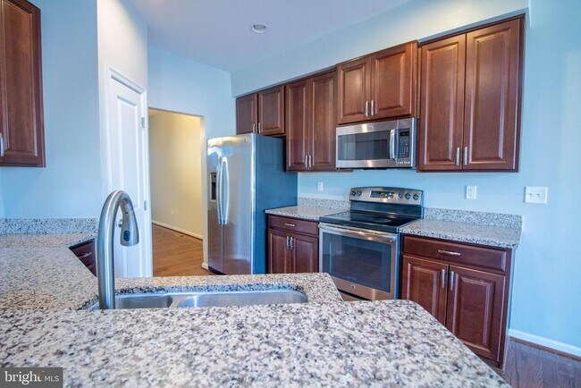 Building Photo - 143 Margaretta Dr