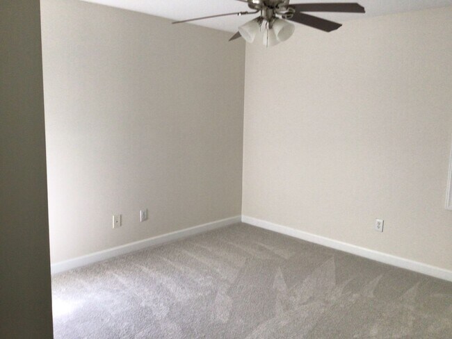 Building Photo - Charming 3-Bedroom Home in Holly Springs – Available Now