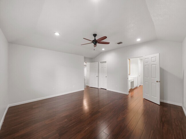Building Photo - 22227 Eagle Meadow Dr