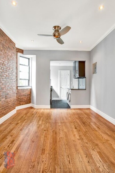 Building Photo - 722 Tenth Ave (between 49th & 50th), #4A