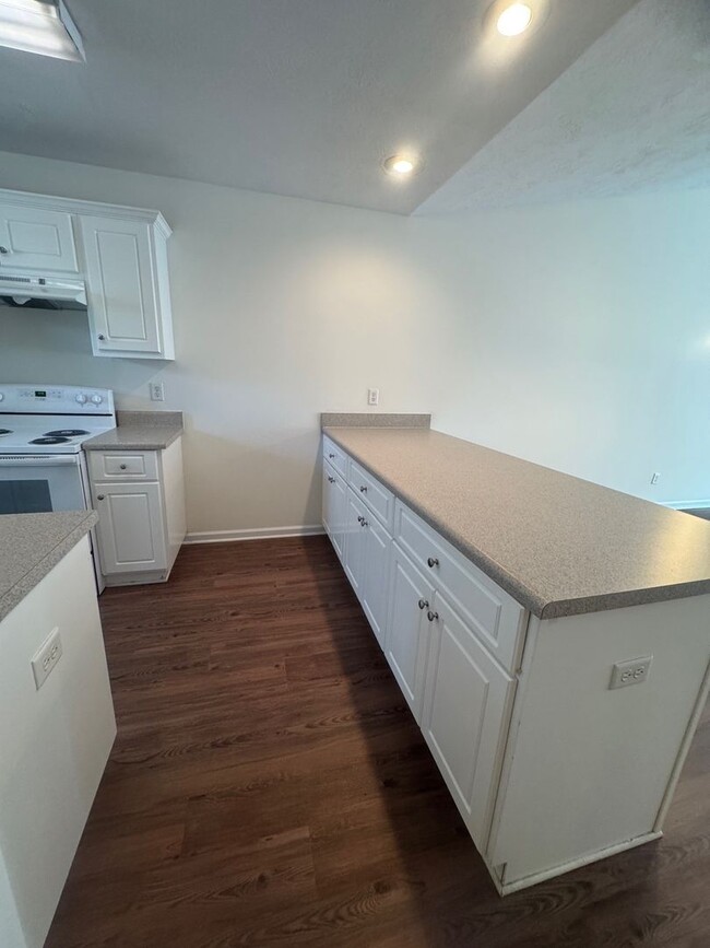 Building Photo - 104 Ansley Ct