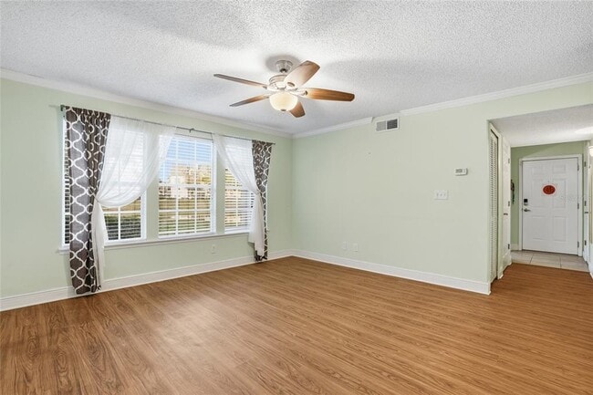 Building Photo - 3275 Haviland Ct