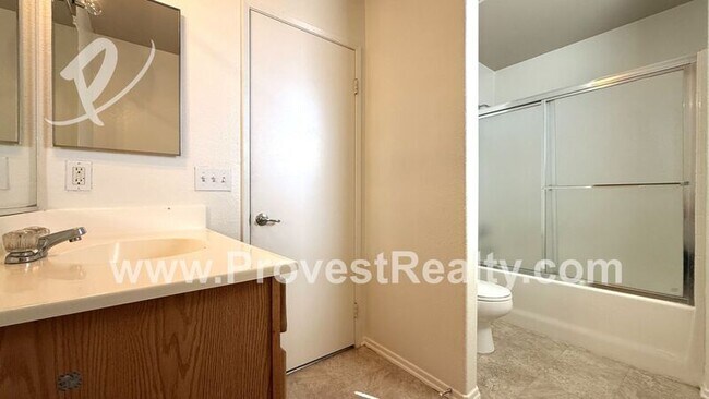 Building Photo - 14051 Horseshoe Way