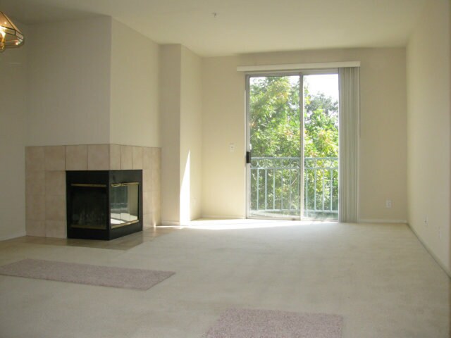 Building Photo - 951 S 12th St