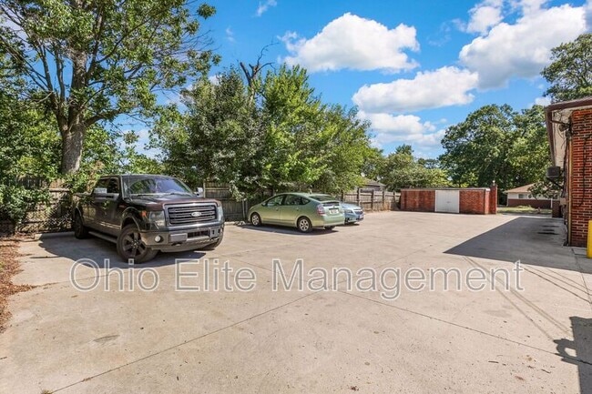 Building Photo - 1029 Binns Blvd