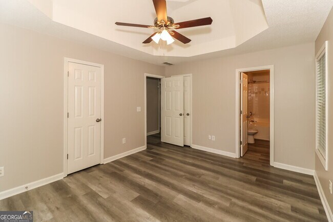 Building Photo - 404 Wood Chase Ln