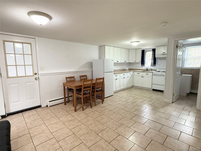 Building Photo - 3458 NY-208