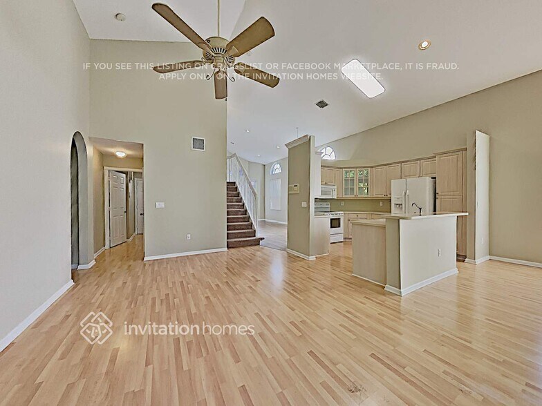 Building Photo - 15871 NW 14th Rd