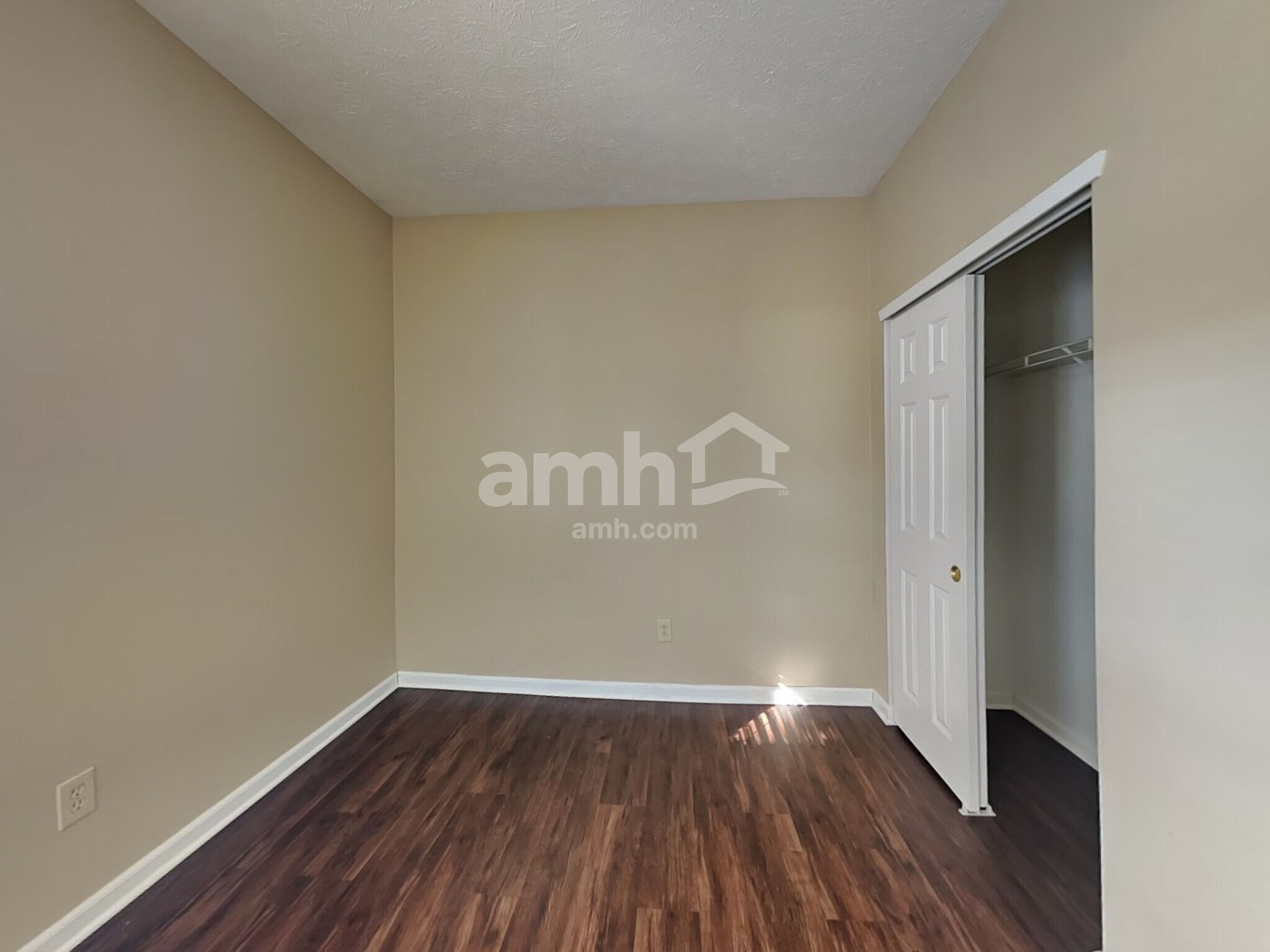 Building Photo - 11723 Rossmore Dr