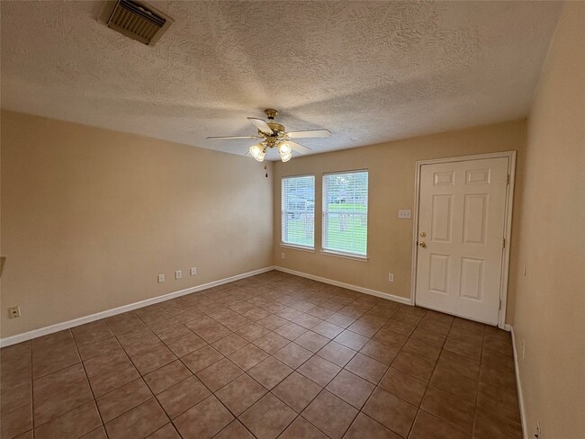 Building Photo - 14129 Broken Arrow Dr