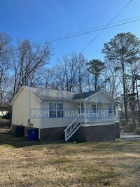 Building Photo - Recently updated 3 bedroom home!