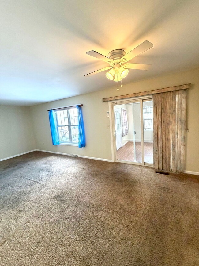 Building Photo - 104 Kentshire Dr