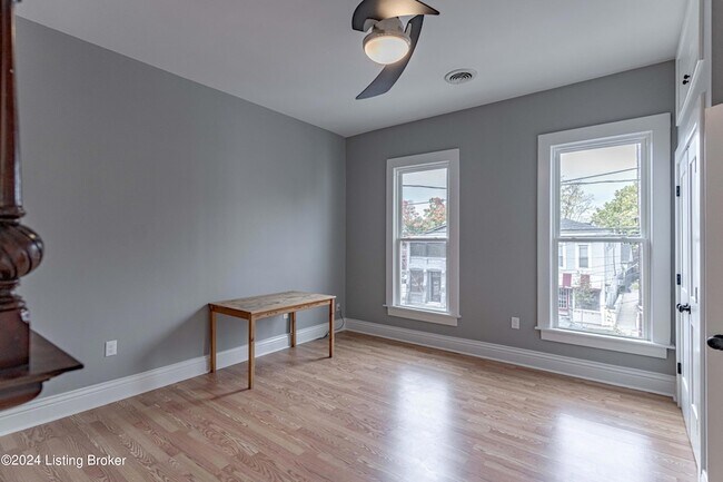 Building Photo - 1804 Frankfort Ave