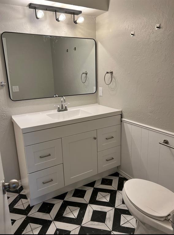 Building Photo - 6804 Lancer Ln