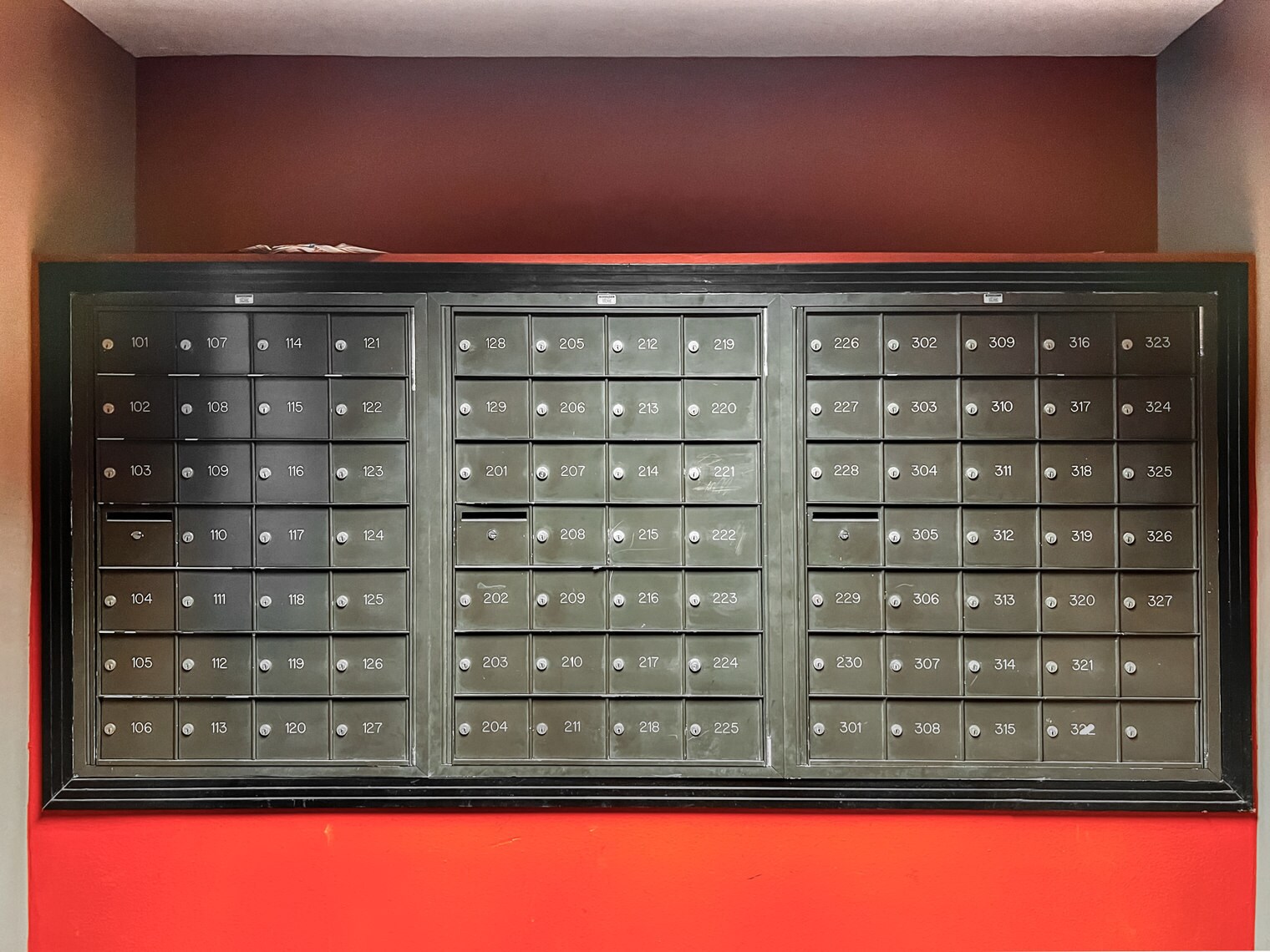 Building Photo - 250 S San Fernando Blvd