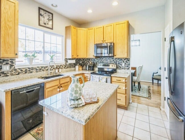 Building Photo - Lovely Home near Cherry Creek Reservoir for rent on quite cul-de-sac Aurora 80015 $3,200 per month