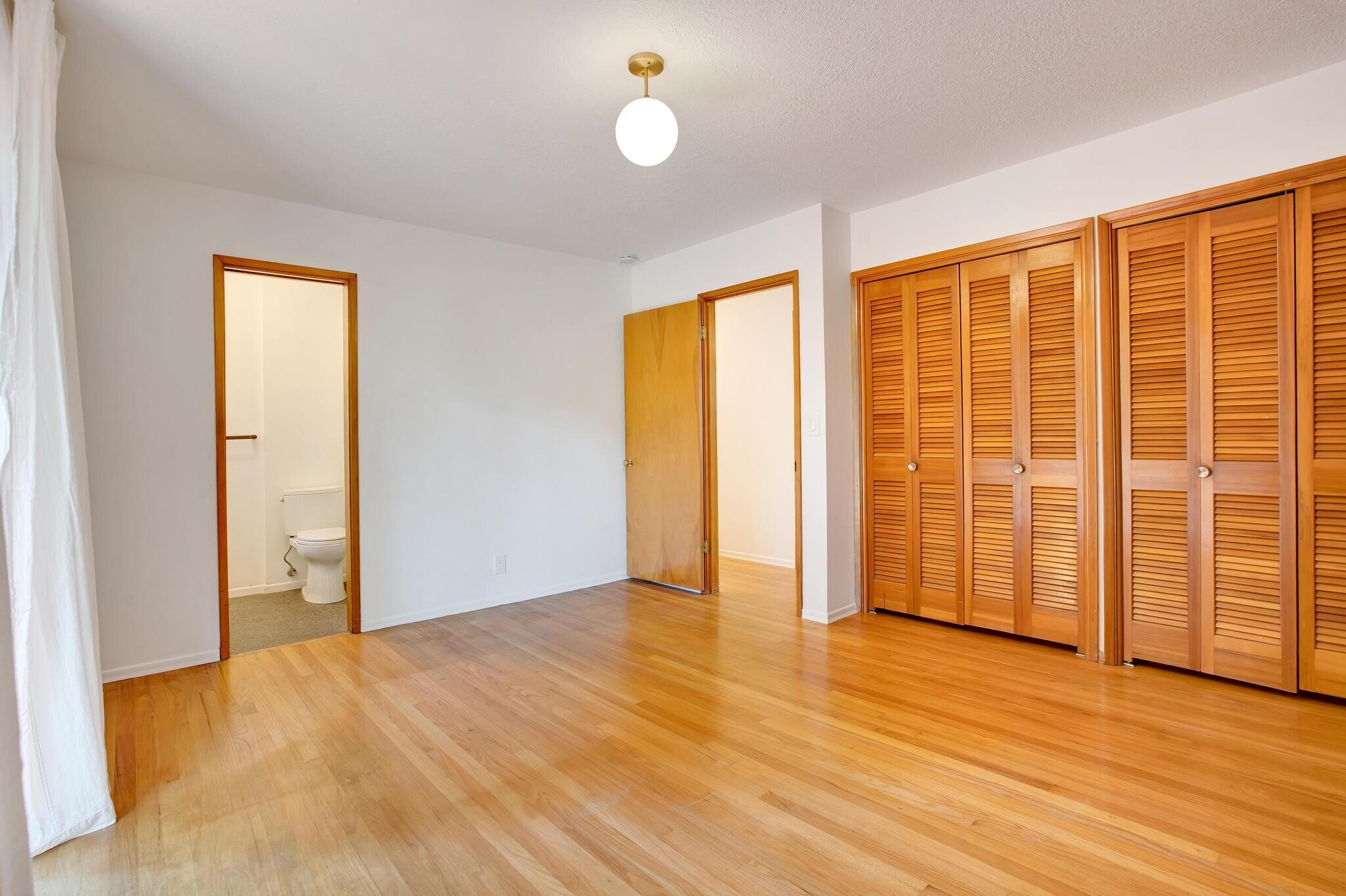 Primary bedroom - 1931 Mapleleaf Ct