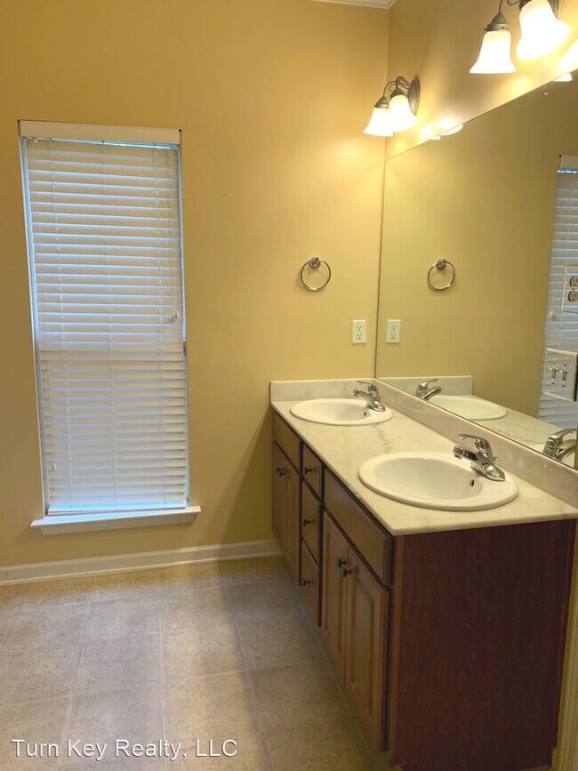 Building Photo - 3 br, 2 bath House - 5769 Princess Boulevard