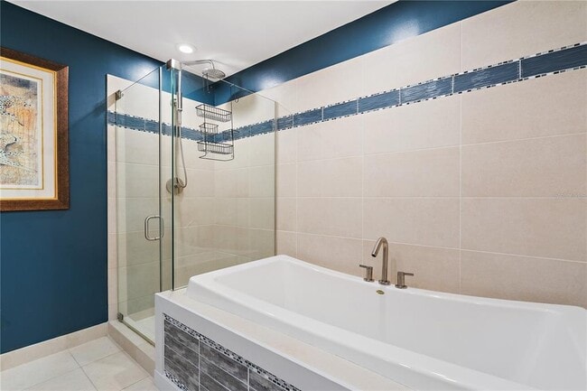 Building Photo - 175 1st St S