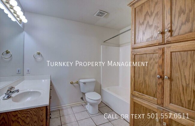 Building Photo - 5561 Springvale Rd