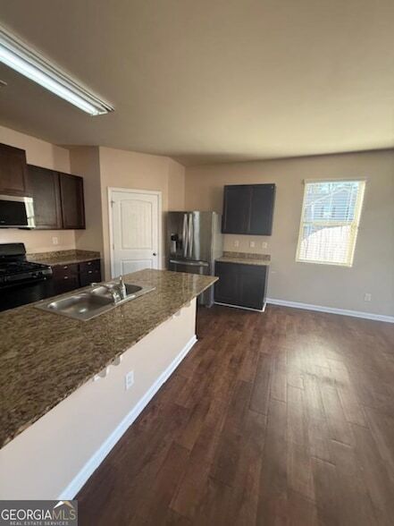 Building Photo - 101 Woodbridge Trl