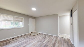 Building Photo - 583 Chittenden St