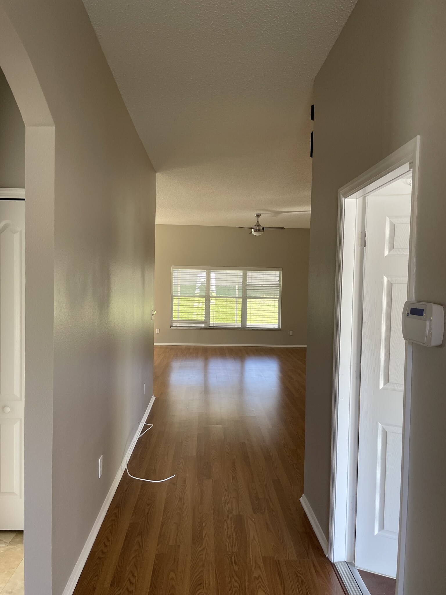 Building Photo - 554 Lake Cypress Cir