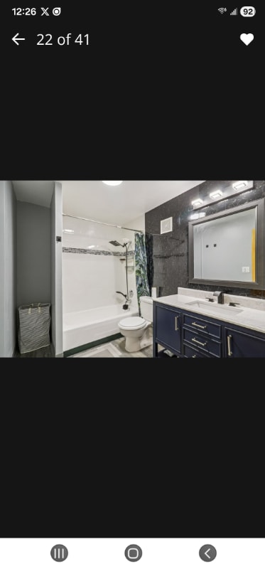 Building Photo - 1405 E Central Rd