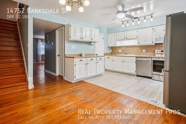 Building Photo - 14752 Barksdale St