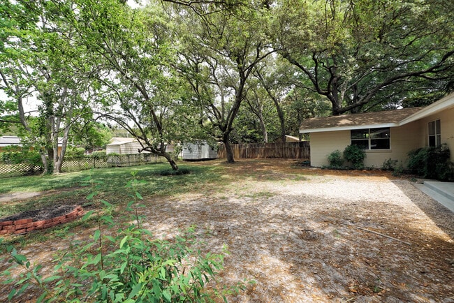Building Photo - 62 Meigs Dr