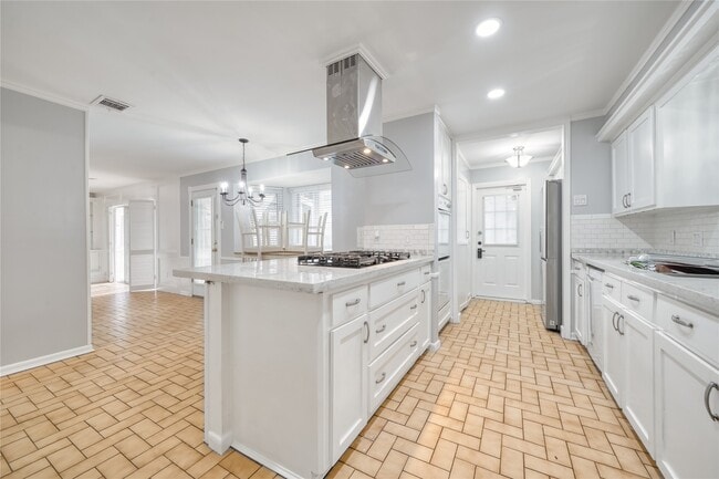 Building Photo - 3114 Cypress Point Dr