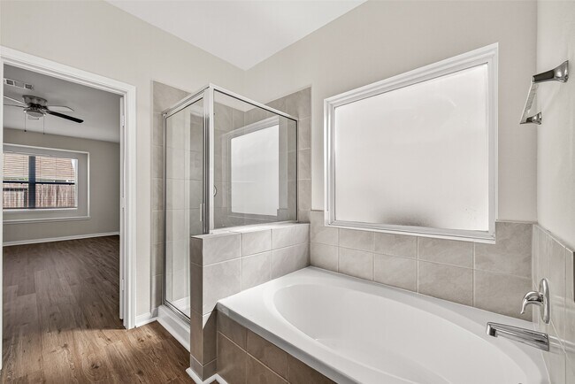 Building Photo - 3503 Cannon Dr