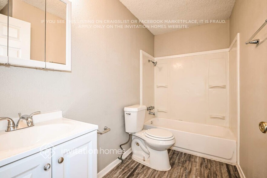 Building Photo - 122 Cooper St