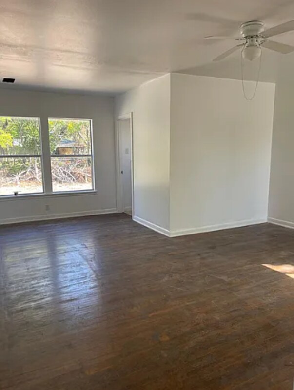 Building Photo - 123 Haverhill Dr