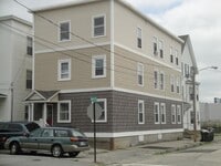 Building Photo - 82 Second St