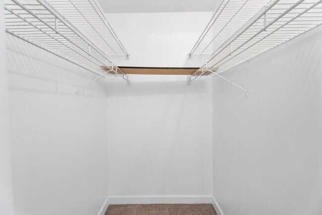 Building Photo - 4500 N Flagler Dr