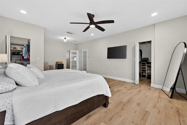 Building Photo - 15874 SW 138th Terrace