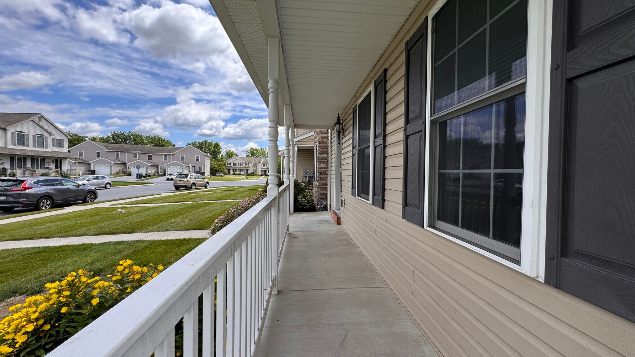 Building Photo - 250 Limestone Dr