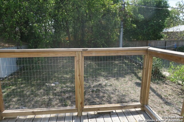 Building Photo - 430 E French Pl