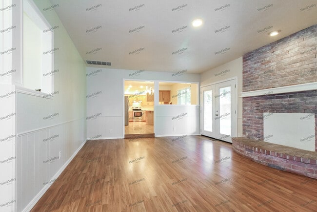 Building Photo - 3916 Durango Cir