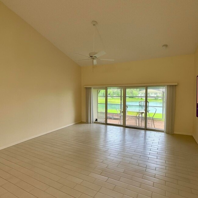 Building Photo - 2636 Mango Creek Ln