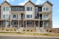 Building Photo - 689 Saddle Dr