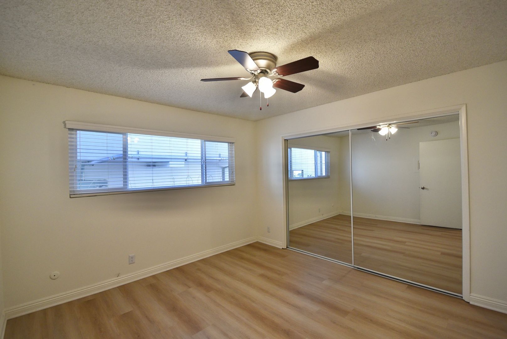 Building Photo - 849 N McCadden Pl