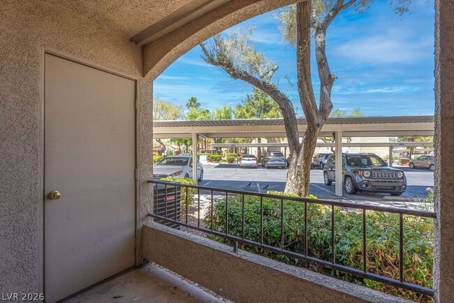 Building Photo - 7885 W Flamingo Rd