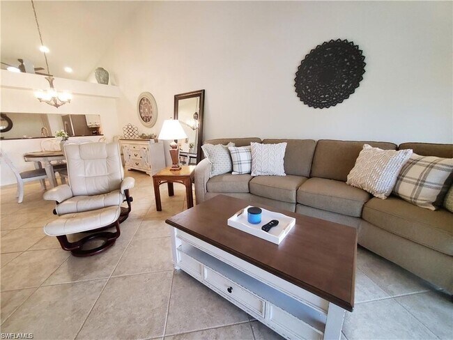 Building Photo - 992 Marblehead Dr