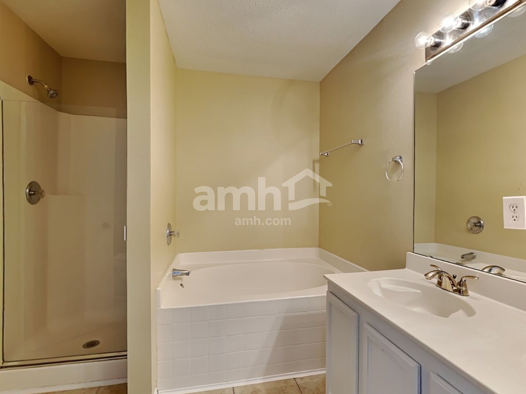 Building Photo - 1514 Lonesome Dove Trail