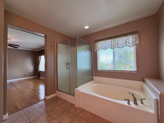 Building Photo - Beautiful Corona Pool Home with 4 bedroom ...