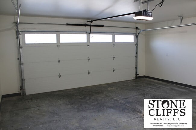 Building Photo - 904 Scott Station Rd